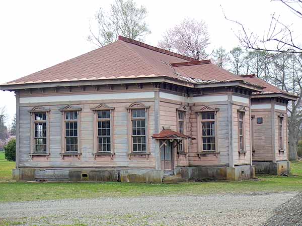 外山牧場と岩手の歴史　新冠御料牧場