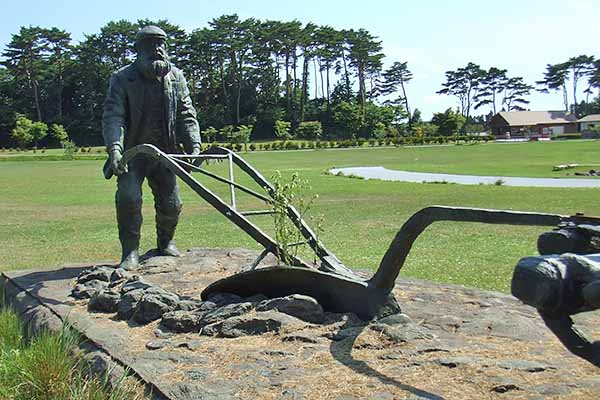 外山牧場と岩手の歴史　西洋農耕具