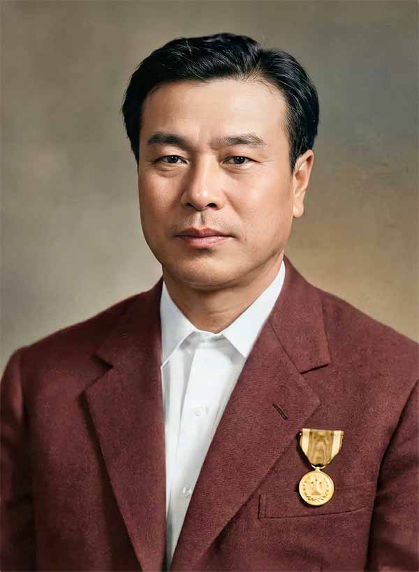 外山牧場と岩手の歴史 上田 農夫