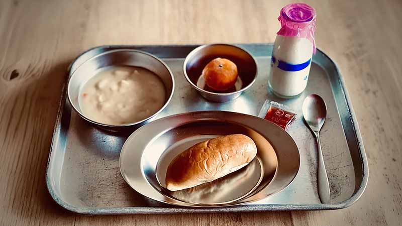 「スズラン給食」の光と陰